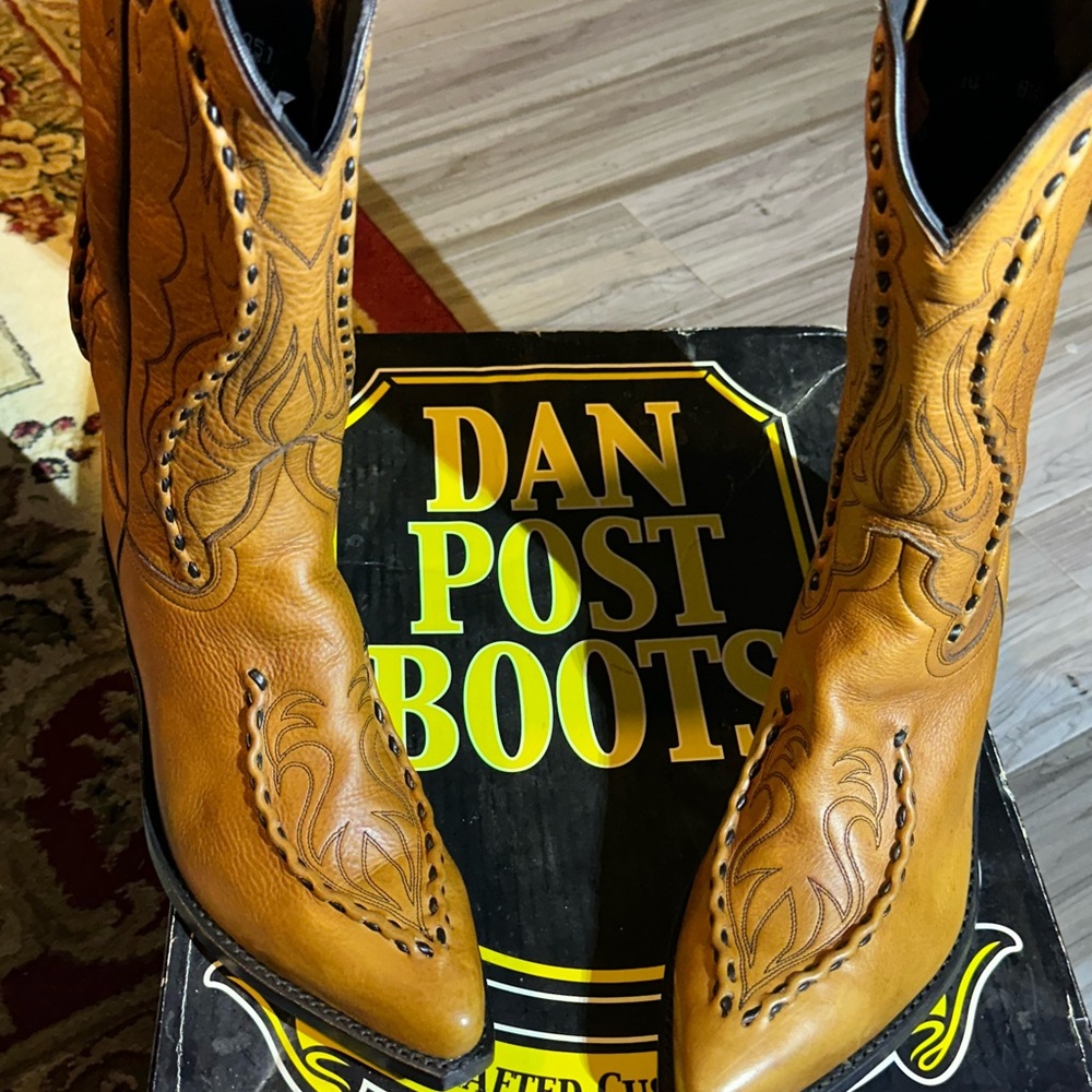 Vintage pair of Dan Post boots